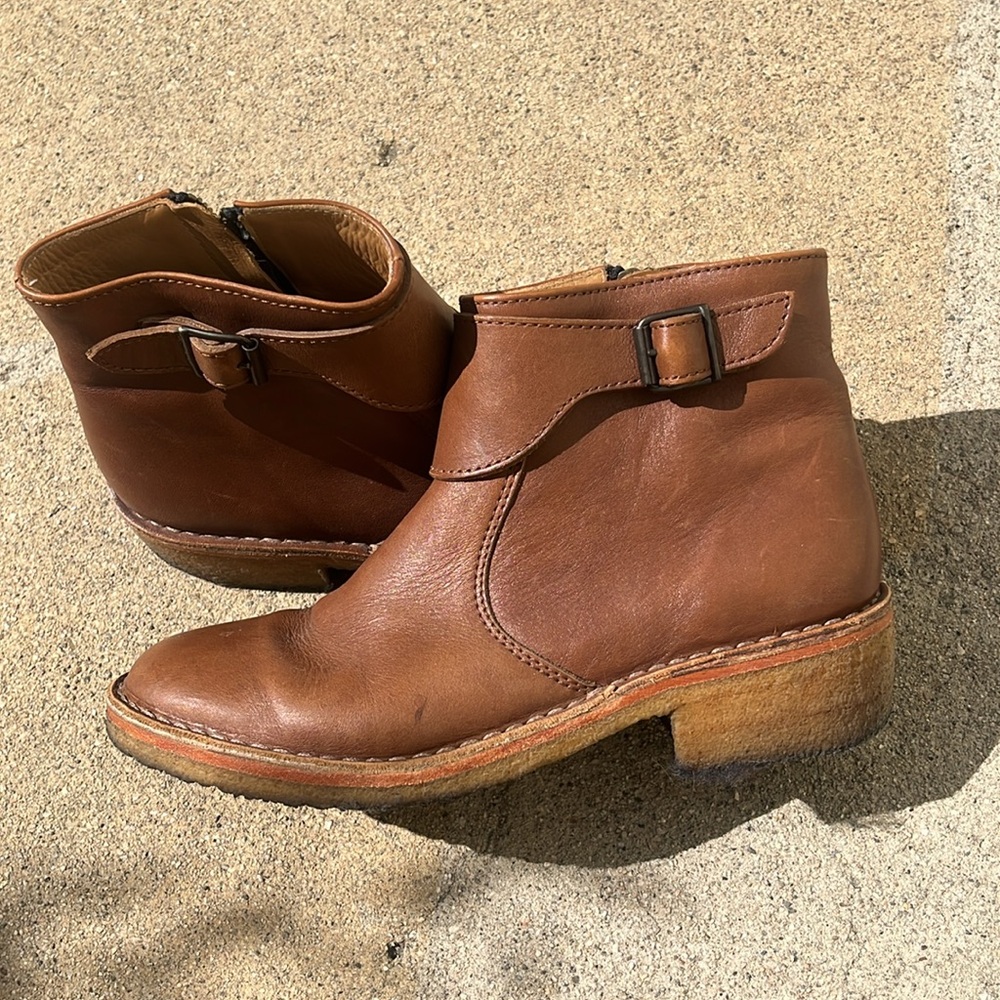 A.P.C. Leather Chelsea ankle boots